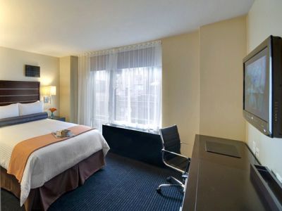 Hilton Fashion District Hotel